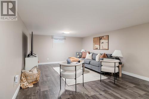 70 Crocus Drive, Toronto E04, ON - Indoor Photo Showing Living Room