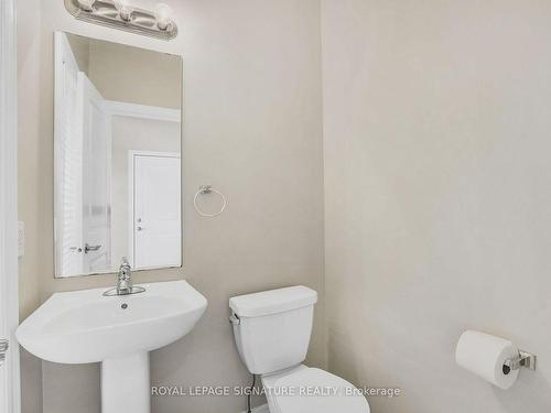 52-52 Dolomiti Crt, Hamilton, ON - Indoor Photo Showing Bathroom