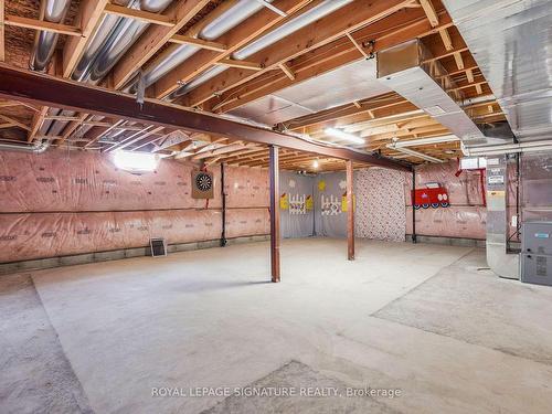 52-52 Dolomiti Crt, Hamilton, ON - Indoor Photo Showing Basement