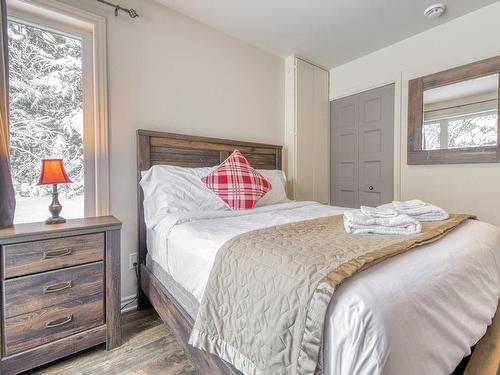 Chambre Ã  coucher principale - 46 Imp. Du Cerf, Lac-Supérieur, QC - Indoor Photo Showing Bedroom