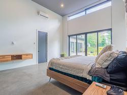 Master bedroom - 