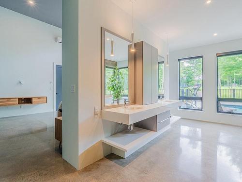 Ensuite bathroom - 475 Ch. Du Sanctuaire, Sherbrooke (Fleurimont), QC - Indoor Photo Showing Other Room