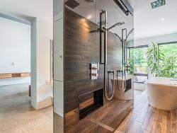 Ensuite bathroom - 