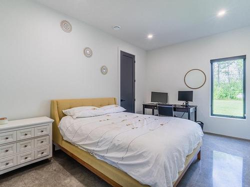 Bedroom - 475 Ch. Du Sanctuaire, Sherbrooke (Fleurimont), QC - Indoor Photo Showing Bedroom