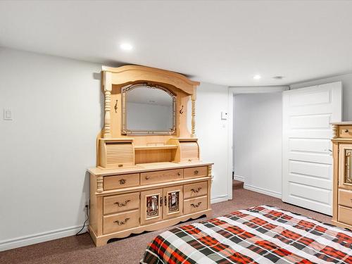 Chambre Ã Â coucher - 625  - 631 Av. De Grand-Mère, Shawinigan, QC - Indoor Photo Showing Bedroom