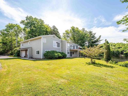 61 Buckingham Drive, Stillwater Lake, NS 