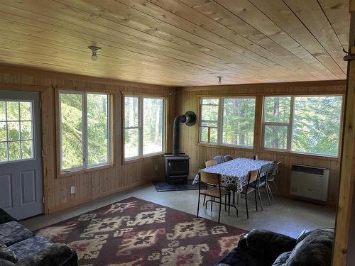 33 Old Forestry Road, Nakina, ON 