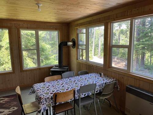 33 Old Forestry Road, Nakina, ON 