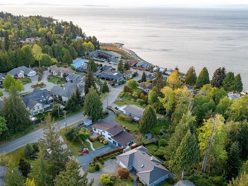 661 Belyea Rd, Qualicum Beach, BC 