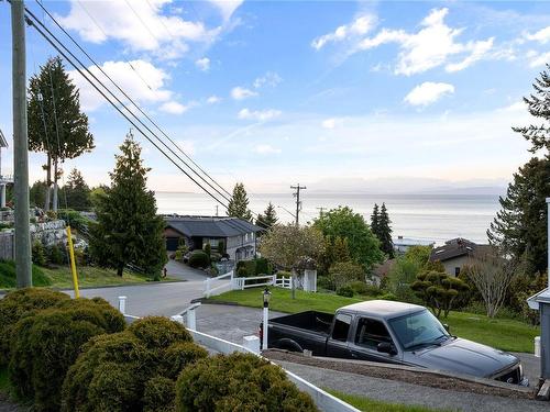 661 Belyea Rd, Qualicum Beach, BC 