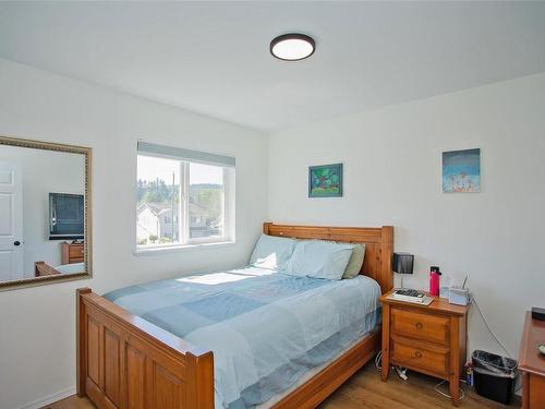 406 Murray St, Nanaimo, BC - Indoor Photo Showing Bedroom