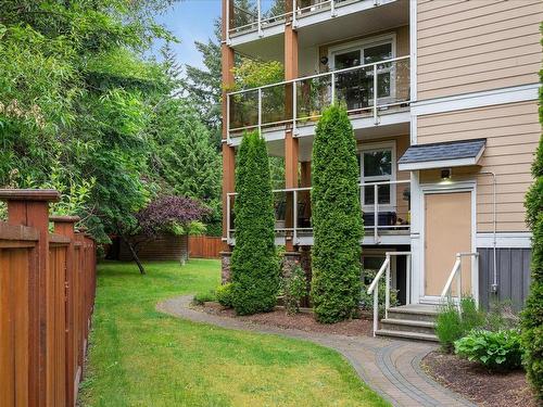 102-4701 Uplands Dr, Nanaimo, BC - Outdoor