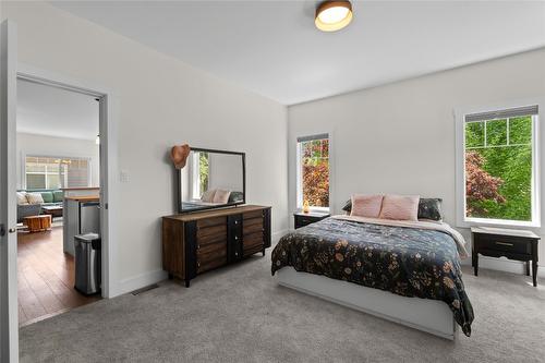 106-3606 25Th Avenue, Vernon, BC - Indoor Photo Showing Bedroom