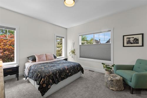 106-3606 25Th Avenue, Vernon, BC - Indoor Photo Showing Bedroom