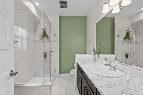 106-3606 25Th Avenue, Vernon, BC - Indoor Photo Showing Bathroom