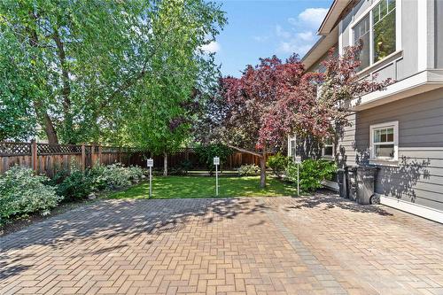 106-3606 25Th Avenue, Vernon, BC - Outdoor