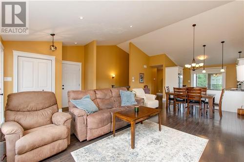 306 Glengrove, Moncton, NB - Indoor Photo Showing Living Room