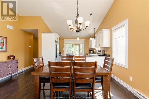 306 Glengrove, Moncton, NB - Indoor Photo Showing Dining Room