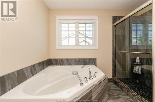 306 Glengrove, Moncton, NB - Indoor Photo Showing Bathroom