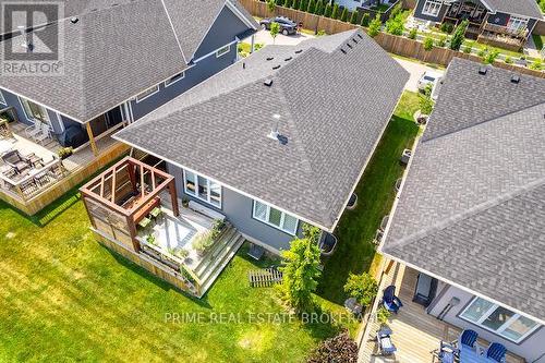 9 Sunrise Lane, Lambton Shores (Grand Bend), ON 