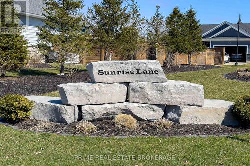 9 Sunrise Lane, Lambton Shores (Grand Bend), ON 