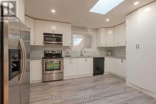 257 Arden Drive, Oshawa (Eastdale), ON - Indoor Photo Showing Kitchen