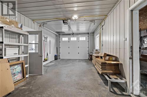 3004 Dunning Road, Ottawa, ON - Indoor Photo Showing Garage