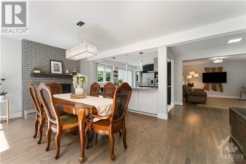 5446 Woodeden Drive, Manotick, ON - Indoor Photo Showing Dining Room