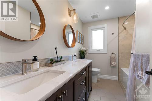 5446 Woodeden Drive, Manotick, ON - Indoor Photo Showing Bathroom