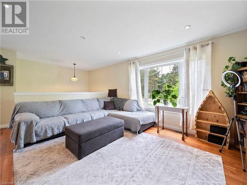 55 Marie Street, South River, ON - Indoor Photo Showing Living Room