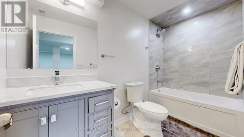 64 Stoneglen Way, Hamilton, ON - Indoor Photo Showing Bathroom