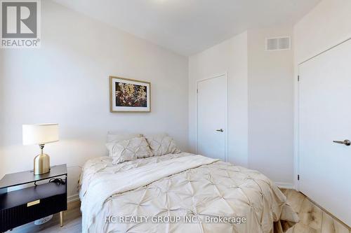 17 Rattenbury Road, Vaughan, ON - Indoor Photo Showing Bedroom