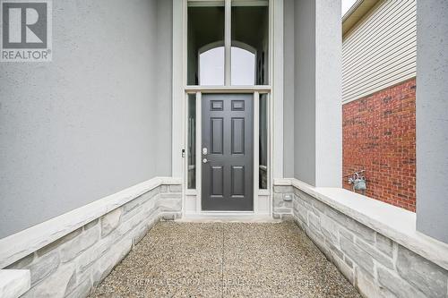 190 Bellagio Avenue, Hamilton, ON - Indoor Photo Showing Other Room