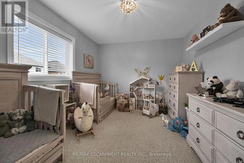 190 Bellagio Avenue, Hamilton, ON - Indoor Photo Showing Bedroom