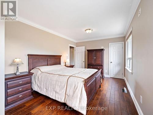 374 Wentworth Street, Oakville, ON - Indoor Photo Showing Bedroom