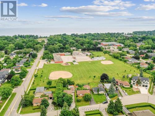 374 Wentworth Street, Oakville, ON - Outdoor With View