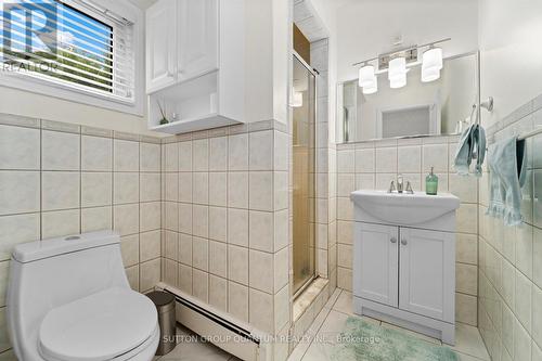 159 Princess Anne Crescent, Toronto (Princess-Rosethorn), ON - Indoor Photo Showing Bathroom