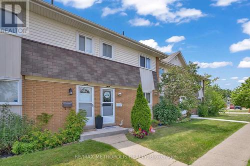 3 - 2641 Meadowbrook Lane, Windsor, ON - Outdoor