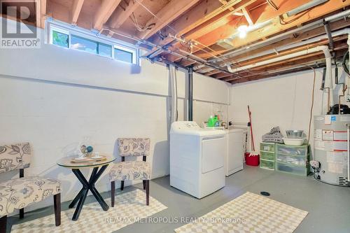 3 - 2641 Meadowbrook Lane, Windsor, ON - Indoor Photo Showing Laundry Room