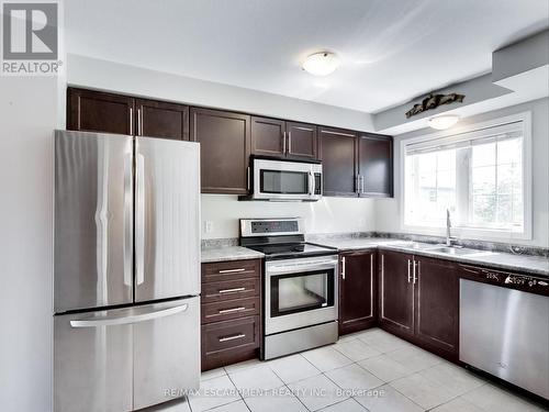 19 - 1328 Upper Sherman Avenue, Hamilton, ON - Indoor Photo Showing Kitchen