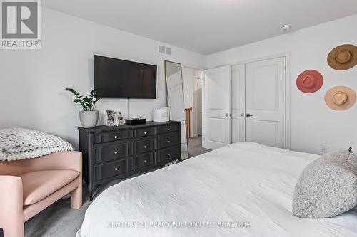 4 - 157 Summersides Boulevard, Pelham, ON - Indoor Photo Showing Bedroom