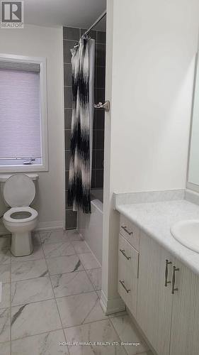 31 Crossmore Crescent, Cambridge, ON - Indoor Photo Showing Bathroom