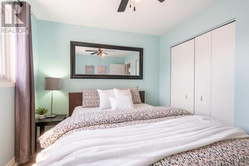 5290 Joel Avenue, Burlington, ON - Indoor Photo Showing Bedroom