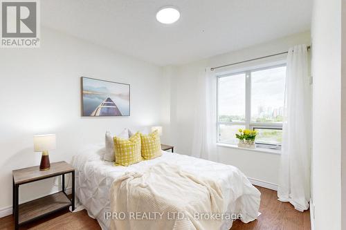 609 - 61 Heintzman Street, Toronto, ON - Indoor Photo Showing Bedroom