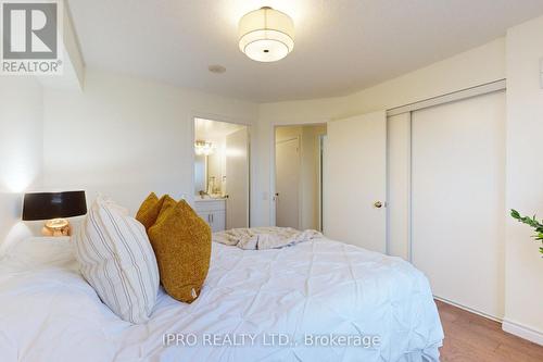 609 - 61 Heintzman Street, Toronto, ON - Indoor Photo Showing Bedroom