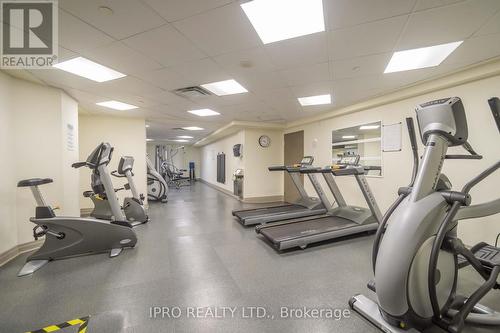 609 - 61 Heintzman Street, Toronto, ON - Indoor Photo Showing Gym Room