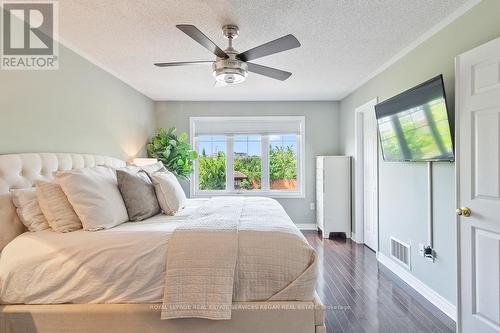 44 - 2019 Trawden Way, Oakville, ON - Indoor Photo Showing Bedroom