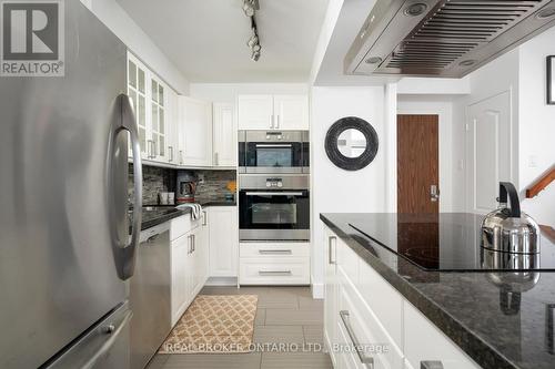 A-0504 - 1555 Avenue Road, Toronto (Bedford Park-Nortown), ON - Indoor Photo Showing Kitchen With Stainless Steel Kitchen