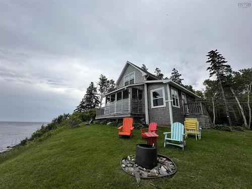 41 Neu Town Lane, Halfway Cove, NS 