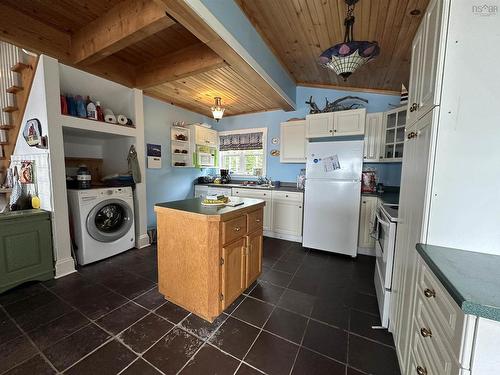 41 Neu Town Lane, Halfway Cove, NS 